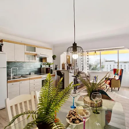 Apartament Vista Roja *